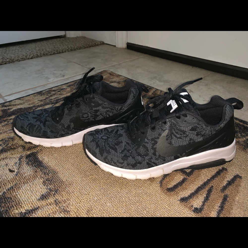 Women’s Nike AirMax